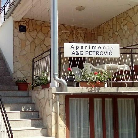 Apartments A & G Petrovic Pirovac Exterior foto