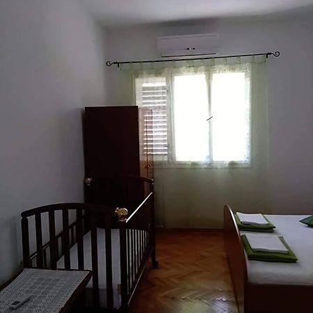 Apartments A & G Petrovic Pirovac Exterior foto